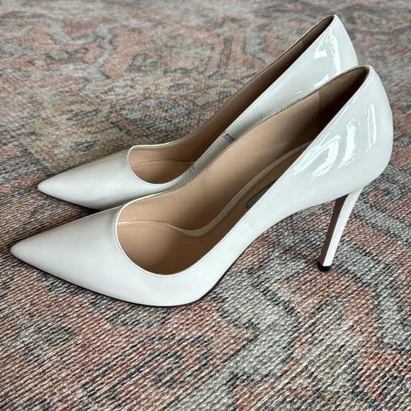 Prada Stiletto Pointed Toe Pump in White Patent Leather - Picture 6 of 9
